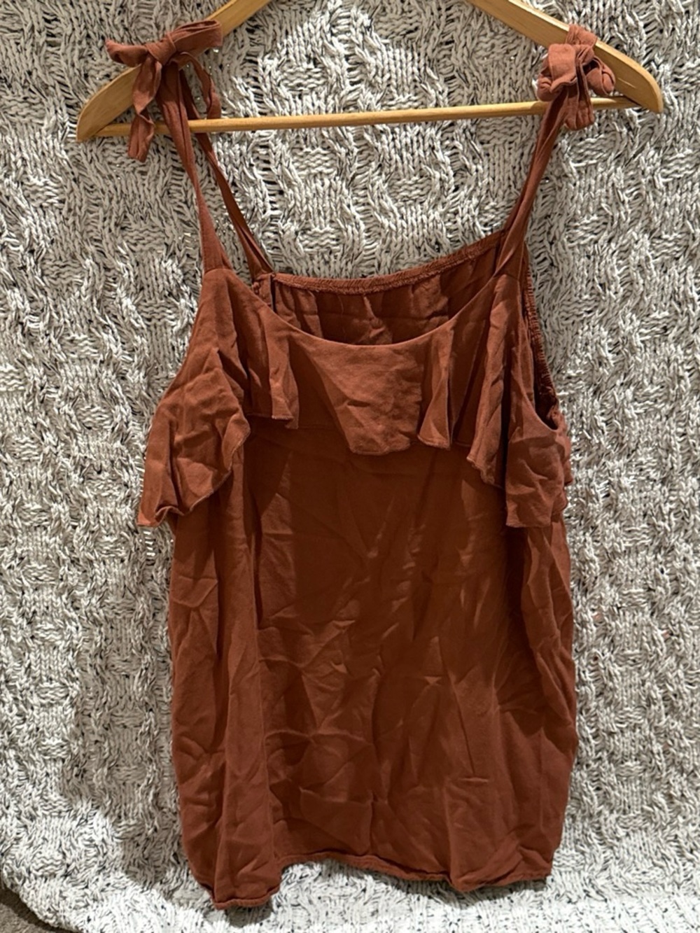 Women's Rust Tie-Shoulder Ruffle Tank Top